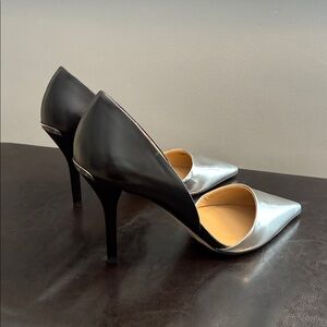 Michael Kors Black and Silver Pointed Heels